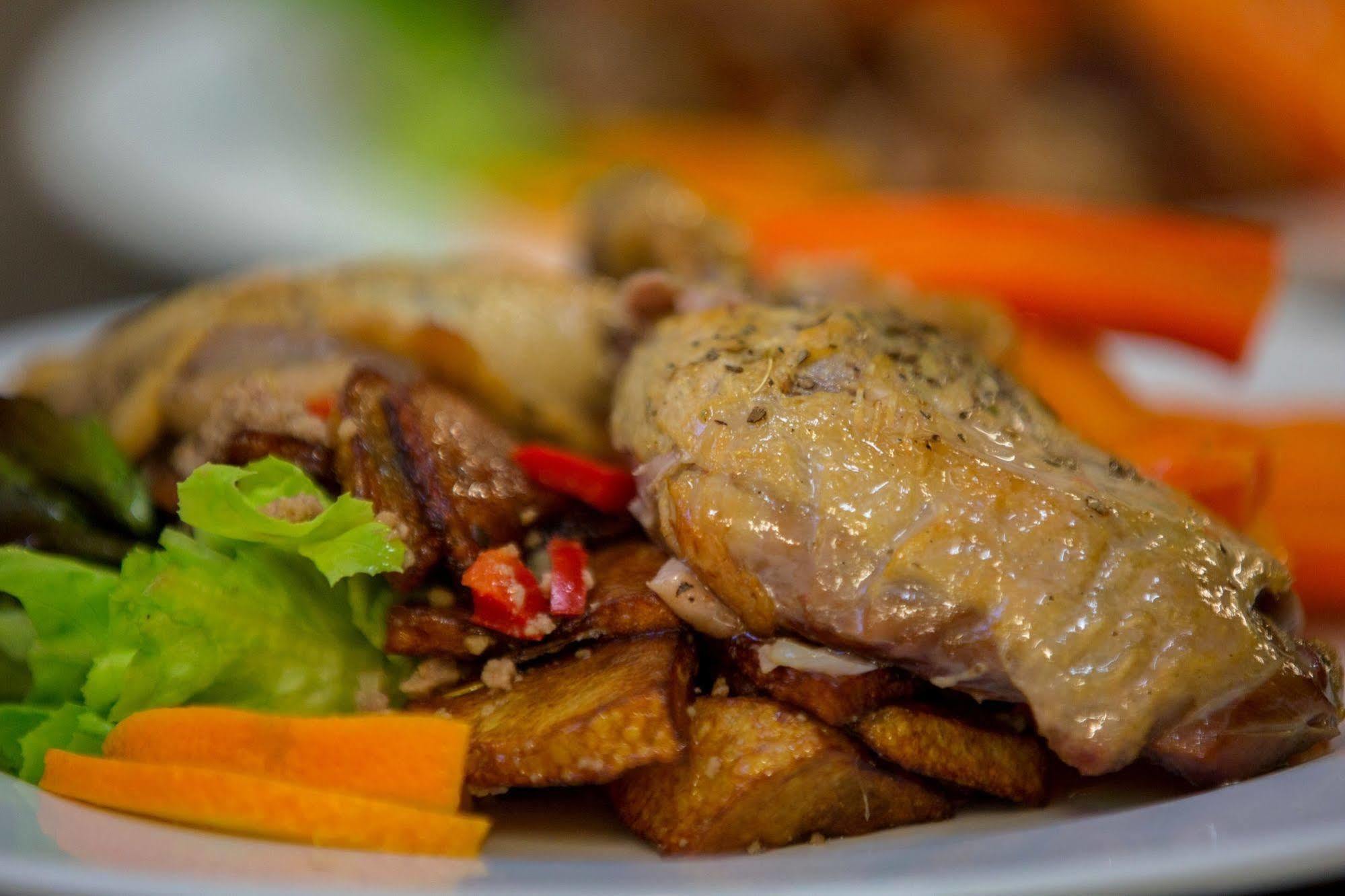 Logis Hotel Restaurant Auberge De L'Espinouse Fraisse-sur-Agout Zewnętrze zdjęcie